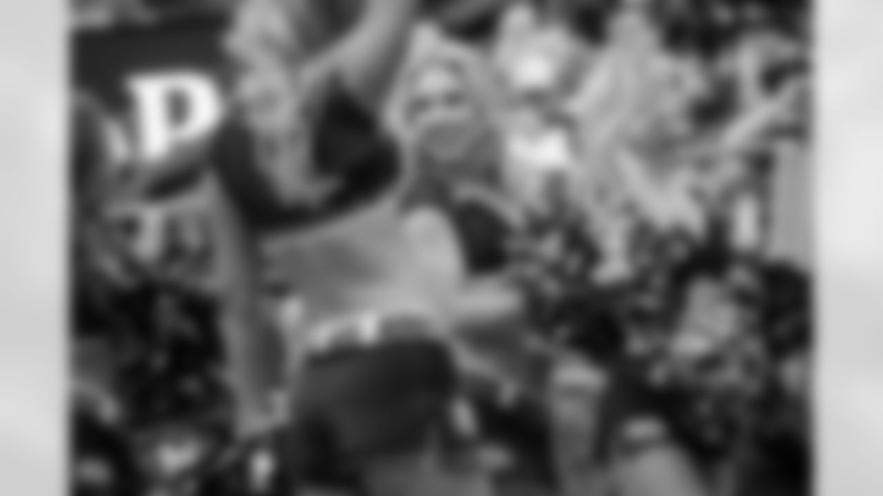 CHEER_WEB_101225-132