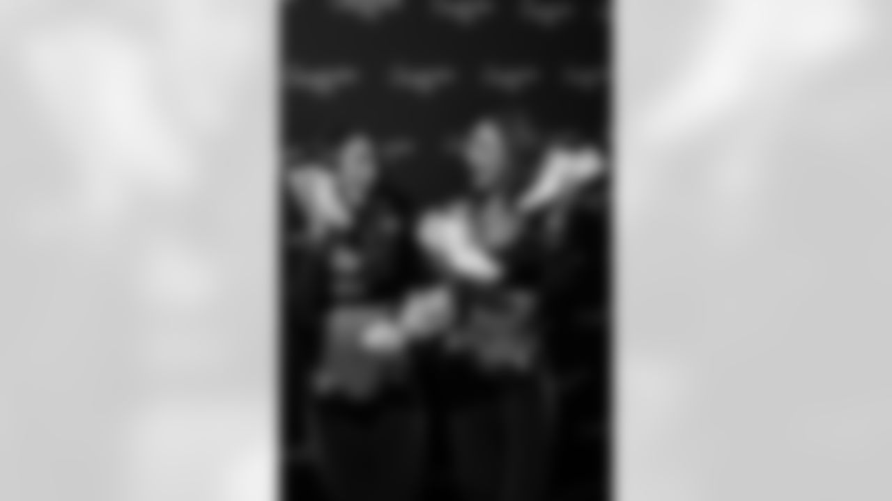 CHEER_WEB_112325-101