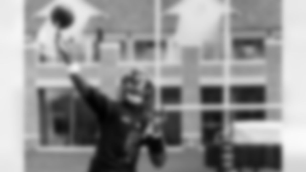 QB Tyler Huntley