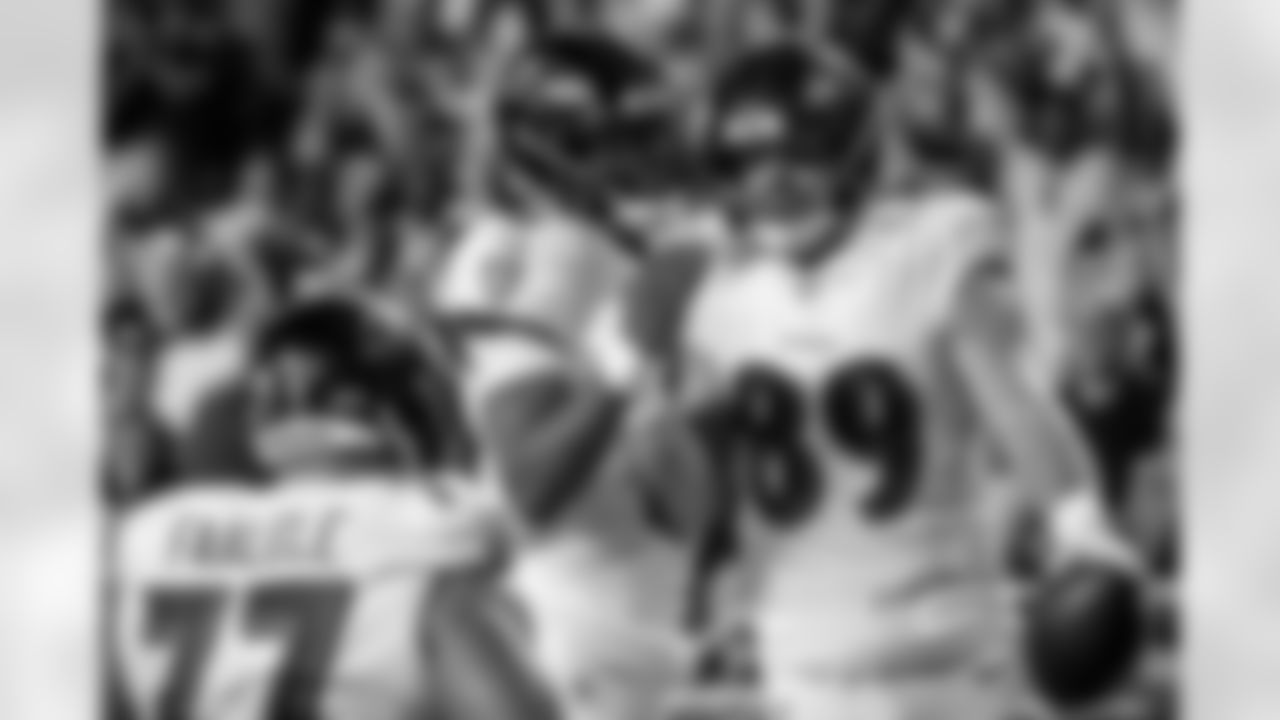 G Daniel Faalele (left), QB Lamar Jackson (middle), & TE Mark Andrews (right)