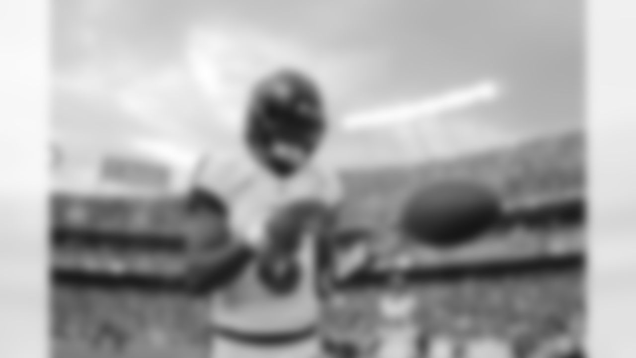 QB Lamar Jackson