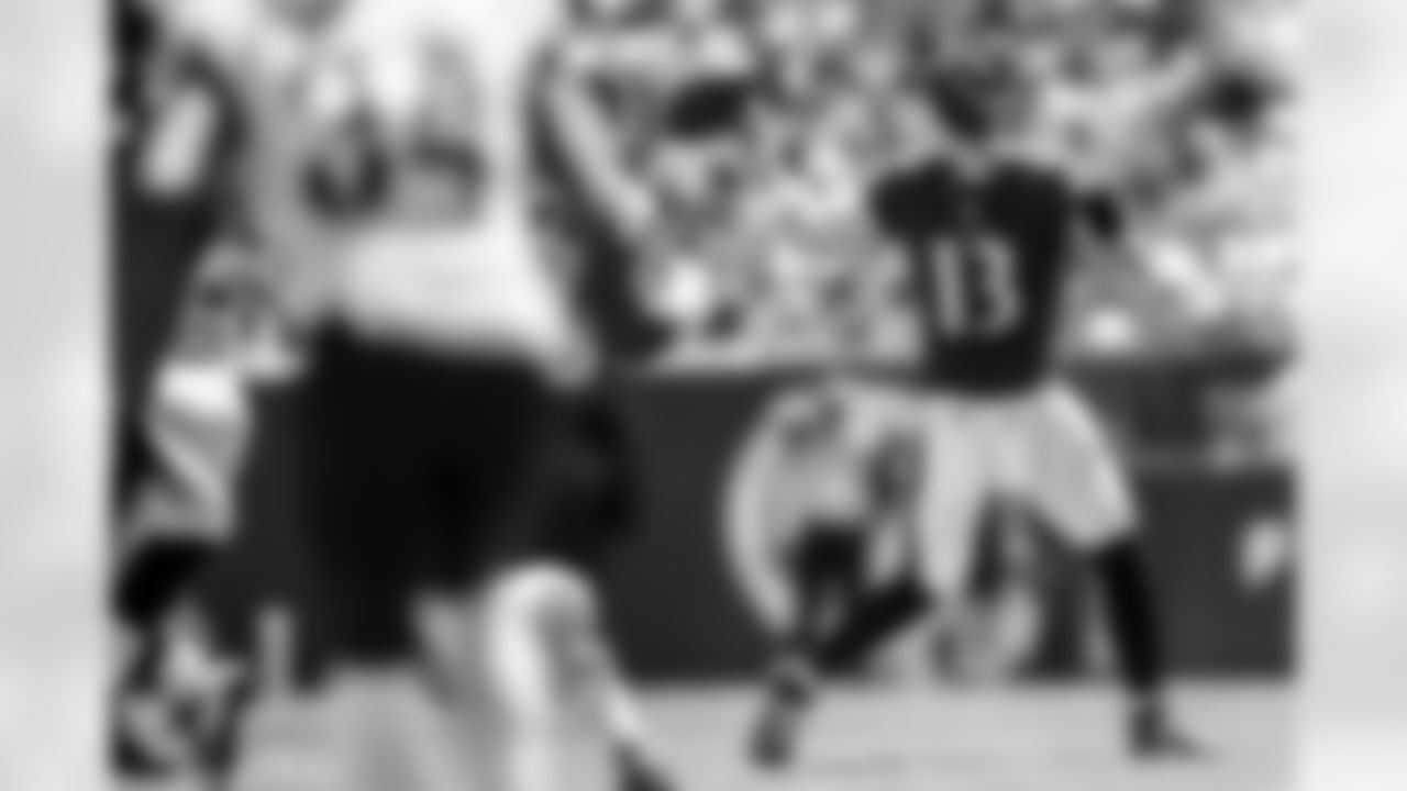 QB Devin Leary