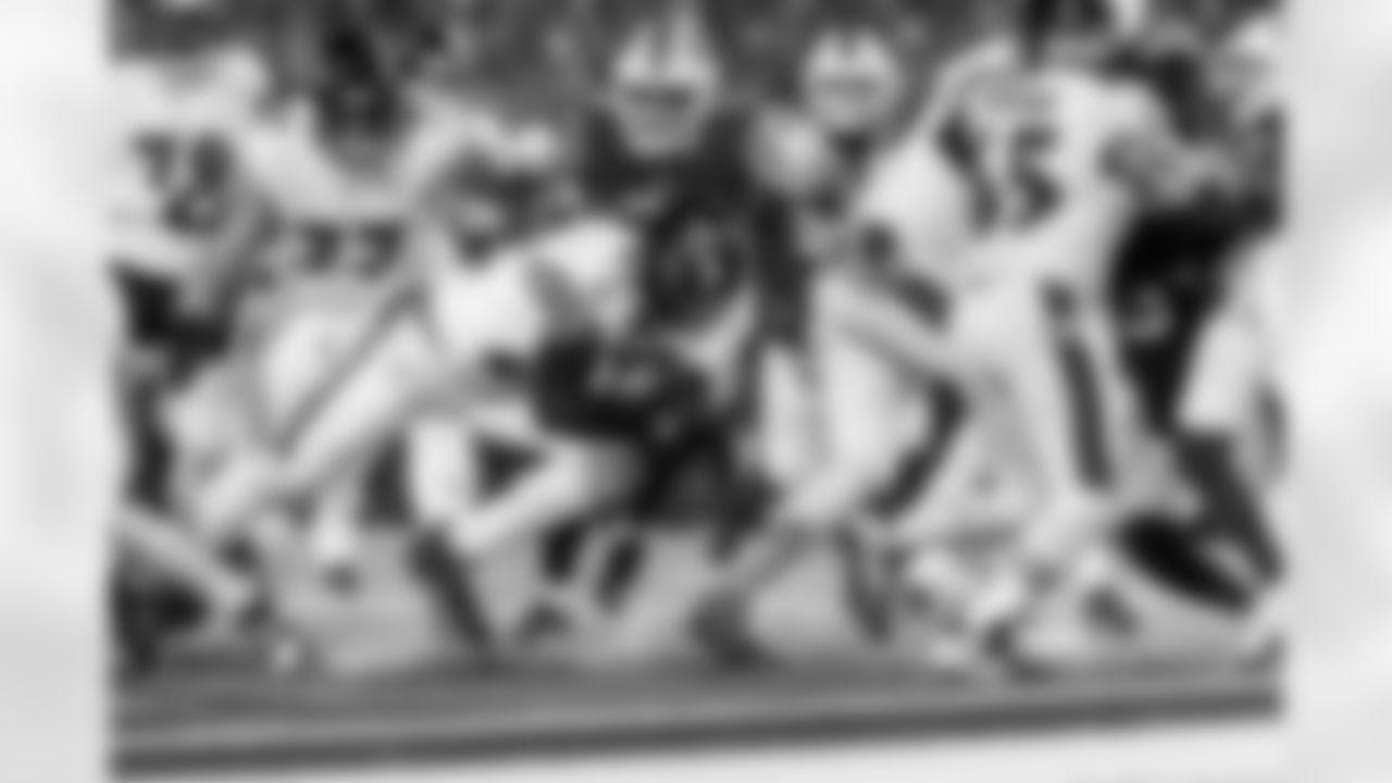 2024_BEST_148_20250119_at_BUF_Divisional_sh_08810