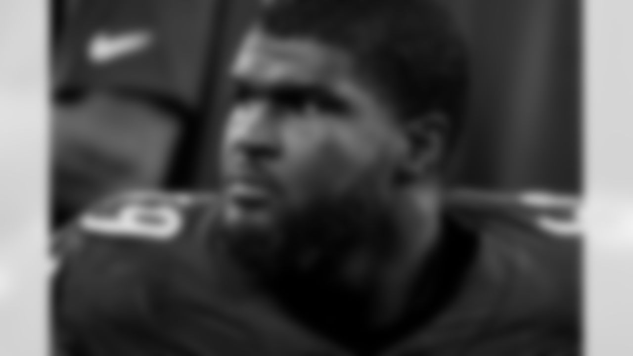 DL Jayson Jones