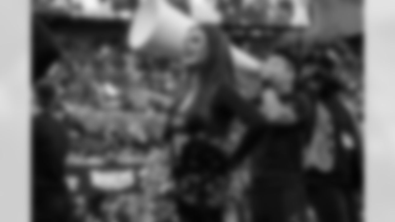 CHEER_WEB_112325-139