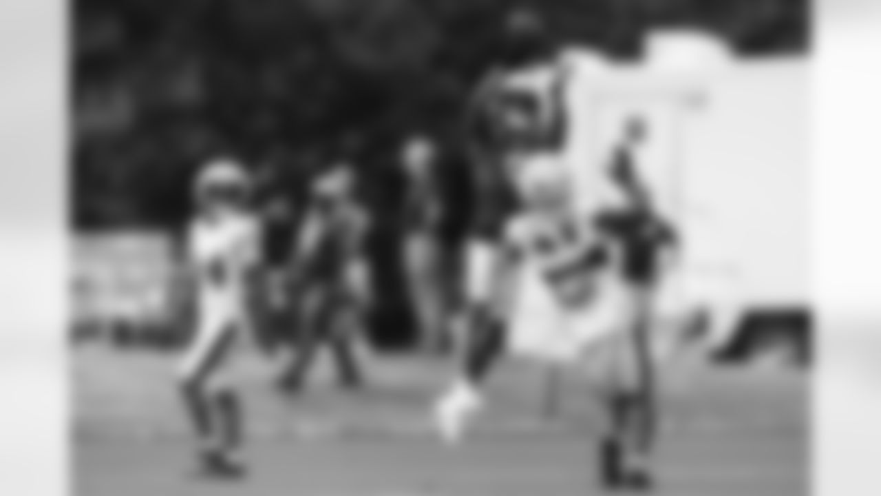 WR Anthony Miller with CB Brandon Stephens in coverage.