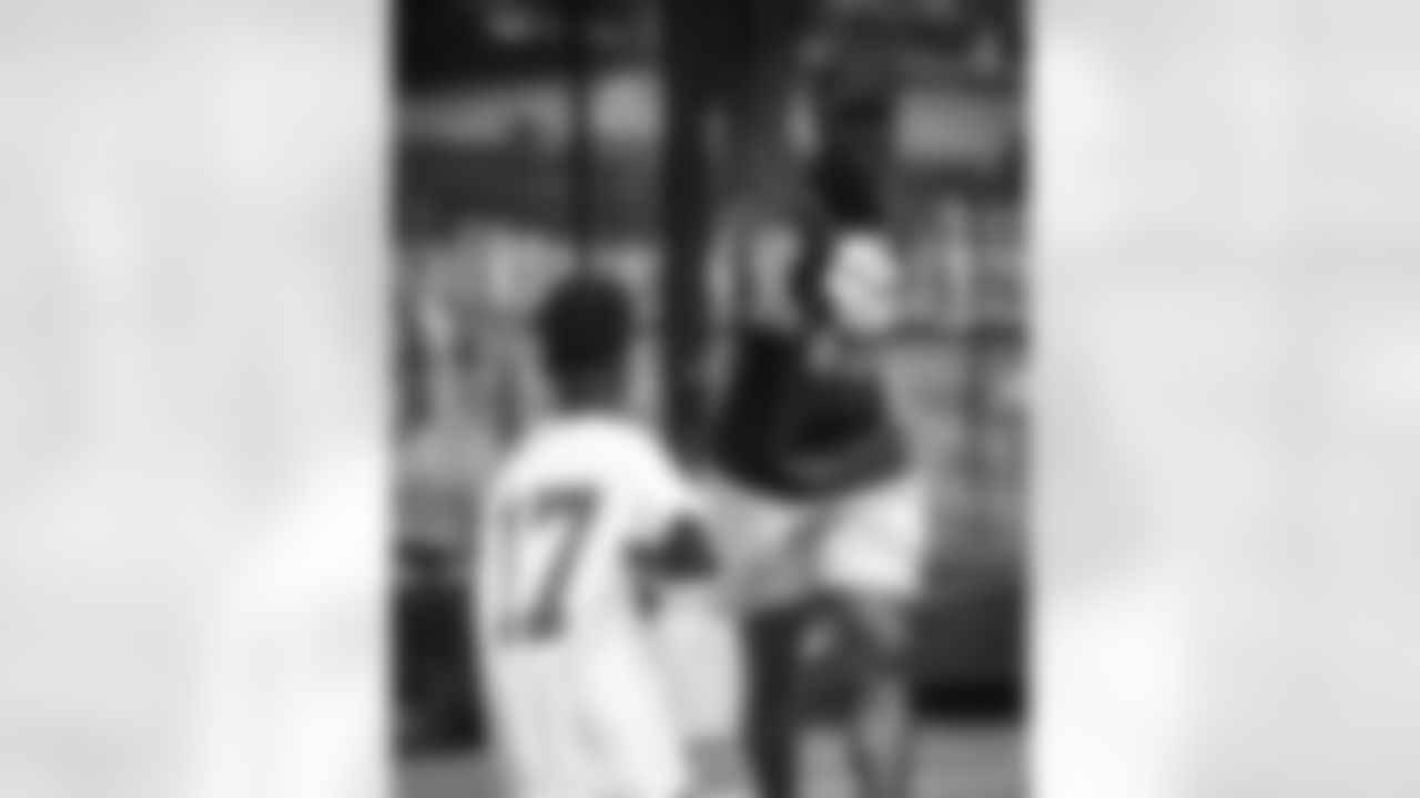 06172023 Terry McLaurin Youth Football Camp KC33309