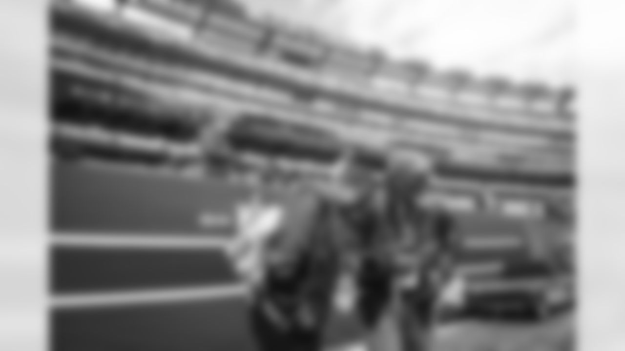 10212023 New York Suites Trip KC44054