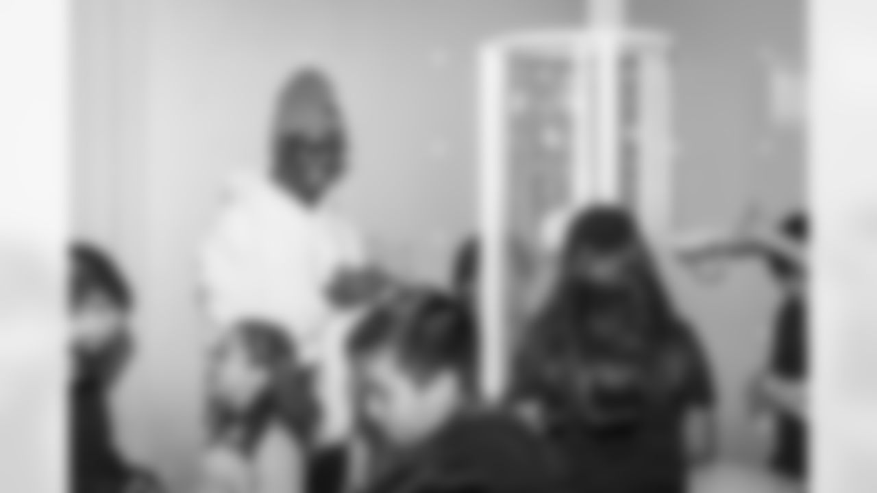 12202023 Terry McLaurin Holiday Event48516