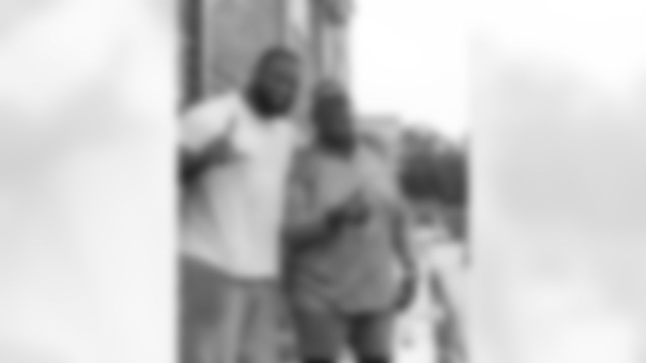 New Orleans Saints defensive tackle Davon Godchaux hosted a Thanksgiving turkey distribution for local residents at the COPAC Community Center on Nov. 25, 2025. The Plaquemine High School football team assisted Godchaux in the giveaway.