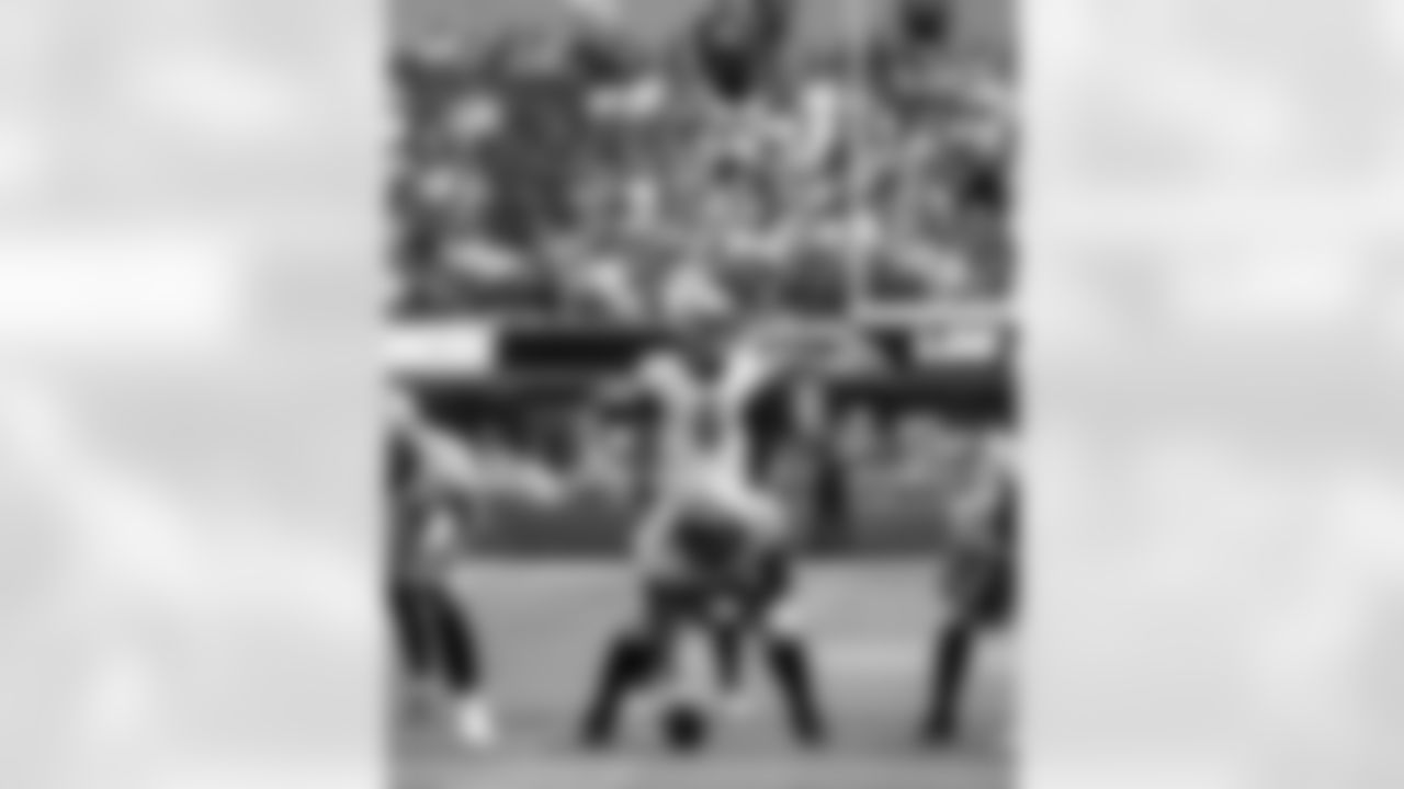 Check out the game action photos from the New Orleans Saints game against the Los Angeles Chargers in Week 1 of the 2025 NFL preseason.