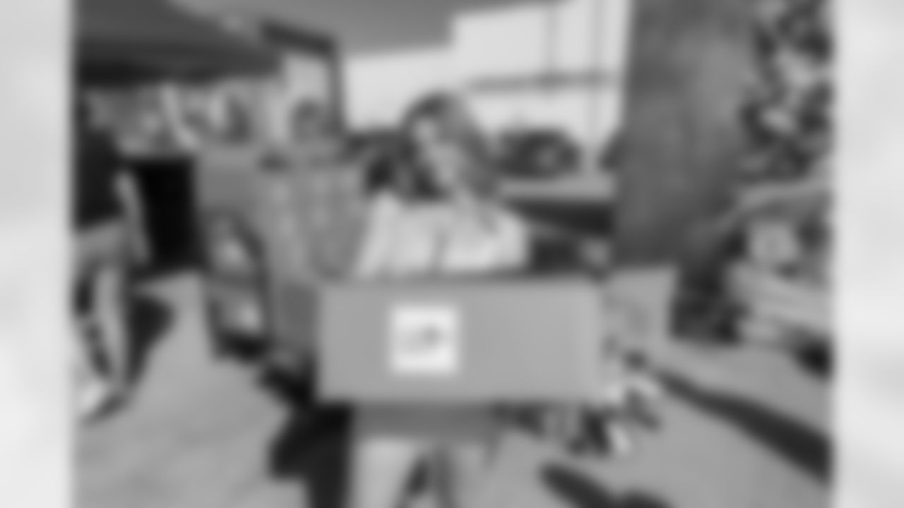 The New Orleans Saints Cheer Krewe and Gumbo joined Sysco New Orleans to distribute meals at their annual Thanksgiving food drive on Sunday, Nov. 16, 2025.