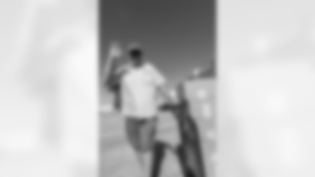 The New Orleans Saints Cheer Krewe and Gumbo joined Sysco New Orleans to distribute meals at their annual Thanksgiving food drive on Sunday, Nov. 16, 2025.