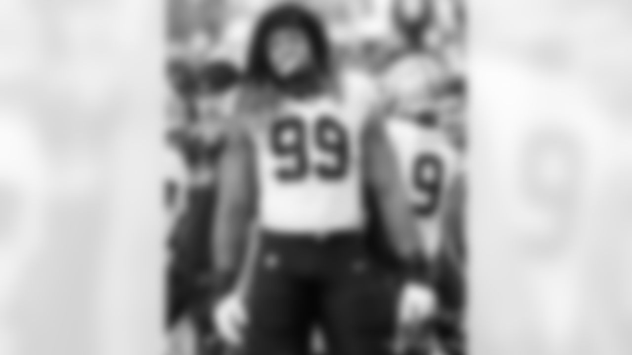 Check out the game action photos from the New Orleans Saints game against the Tennessee Titans for Week 17 of the 2025 NFL season on Dec. 28, 2025 at Nissan Stadium.