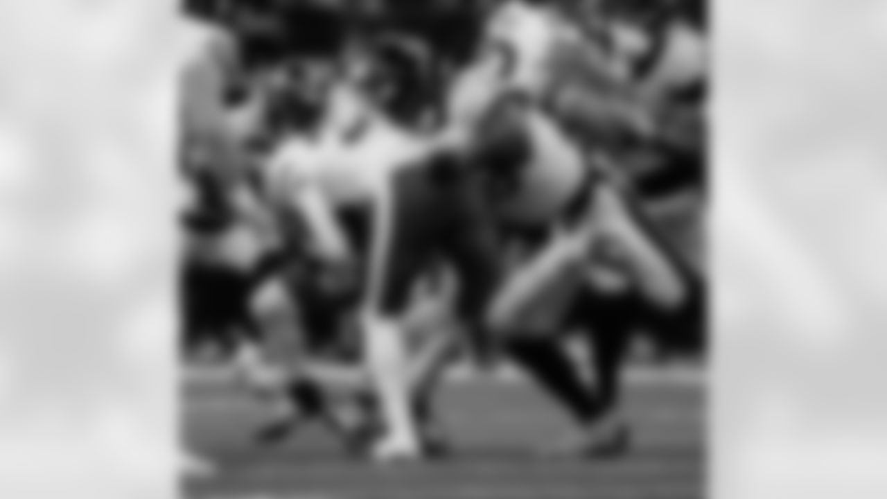 Check out the best photos of the New Orleans defense in their game against the New York Jets for Week 16 of the 2025 NFL season on Dec. 21, 2025, at Caesars Superdome.