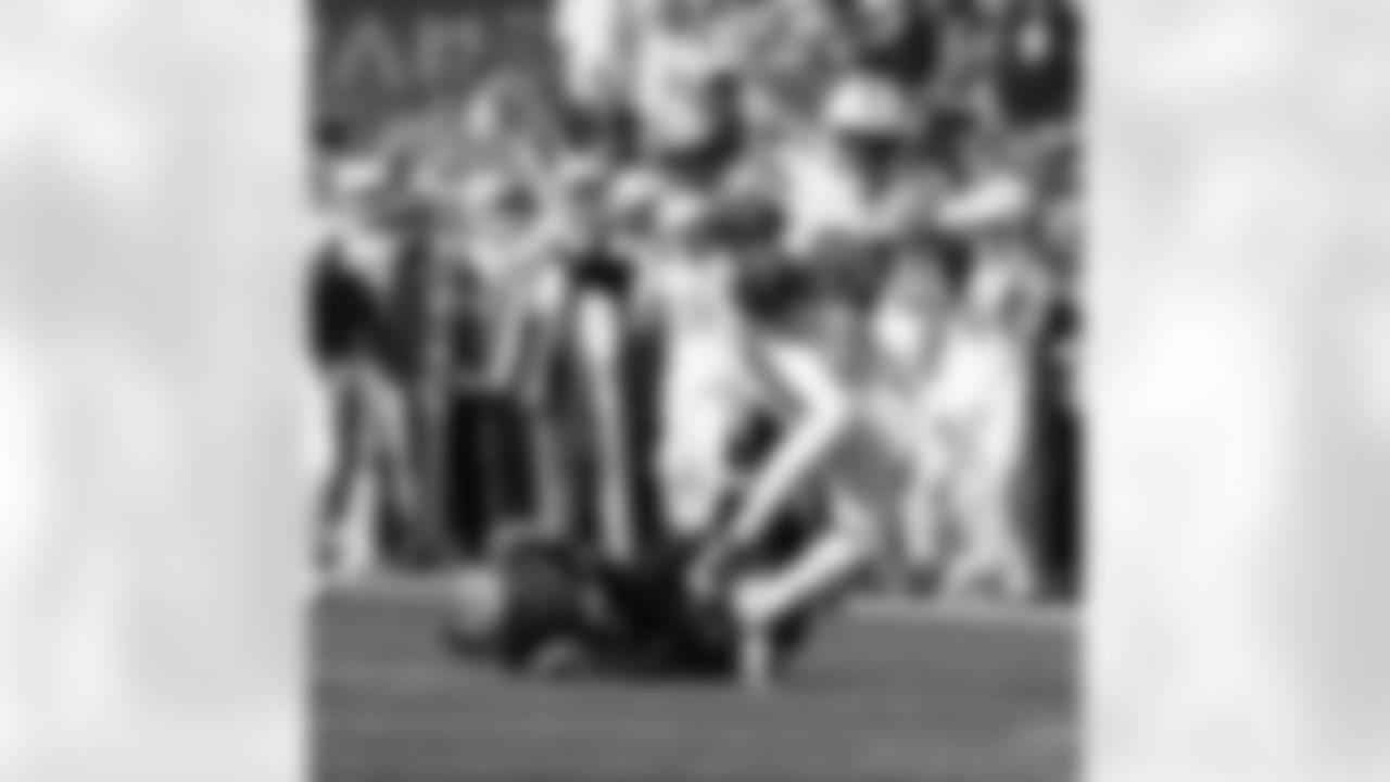 Check out the game action photos from the New Orleans Saints game against the Carolina Panthers for Week 10 of the 2025 NFL season on Nov. 9, 2025 at Bank of America Stadium.