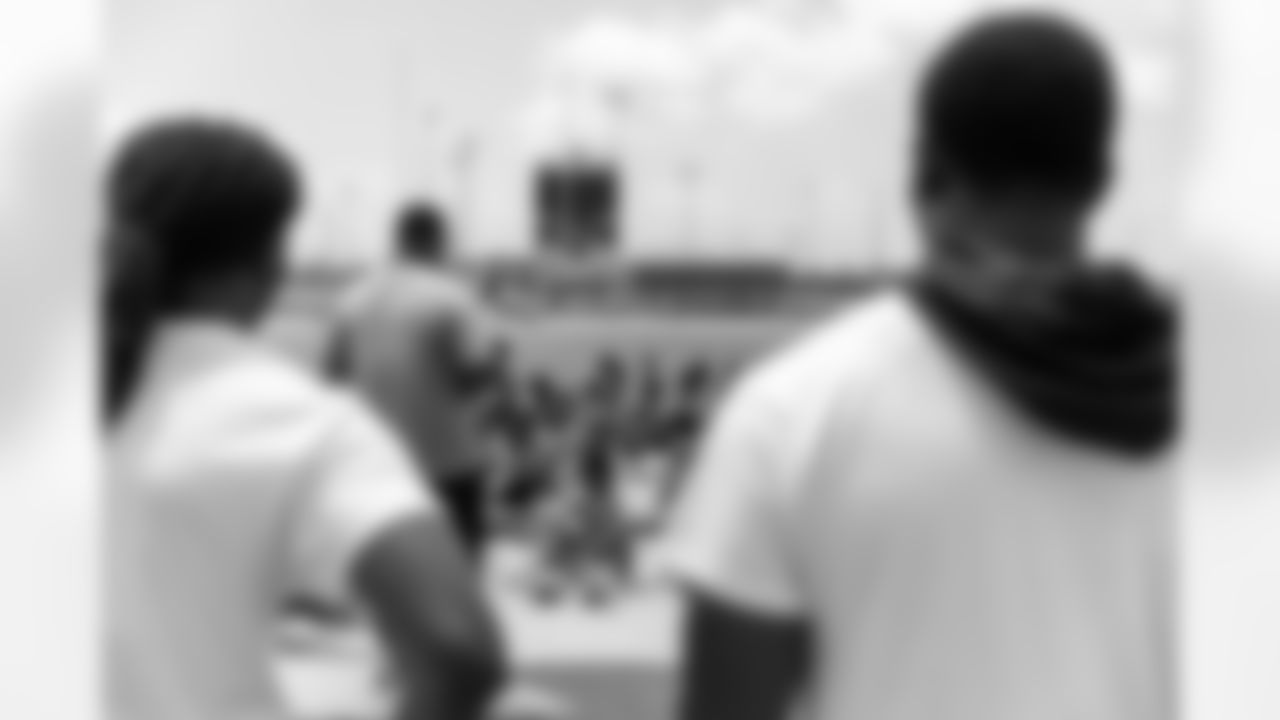 Gallery-Davon-Godchaux-NFLPA-Youth-Camp-060725-01