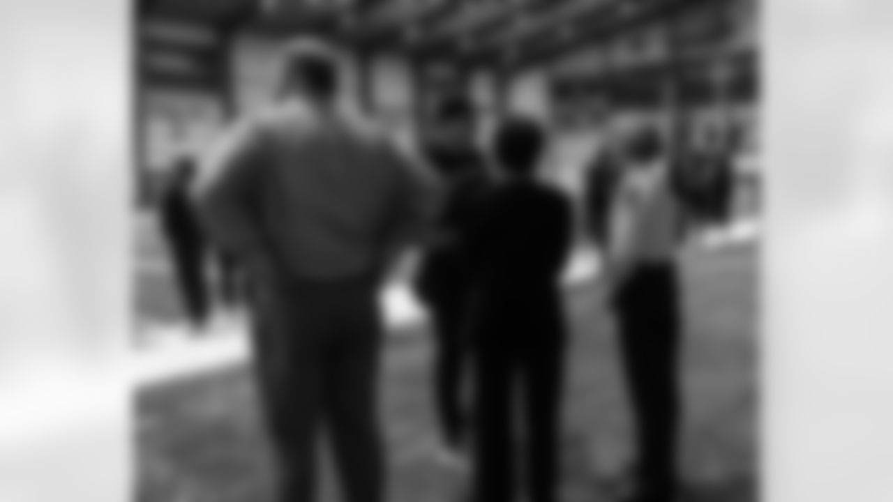 New Orleans Saints owner Gayle Benson honored four NOPD heroes during Saturday's walkthrough practice on January 3, 2026. Mrs. Benson, head coach Kellen Moore, and Saints players honored their response, service, and sacrifice during the Jan. 1 attacks on Bourbon Street.