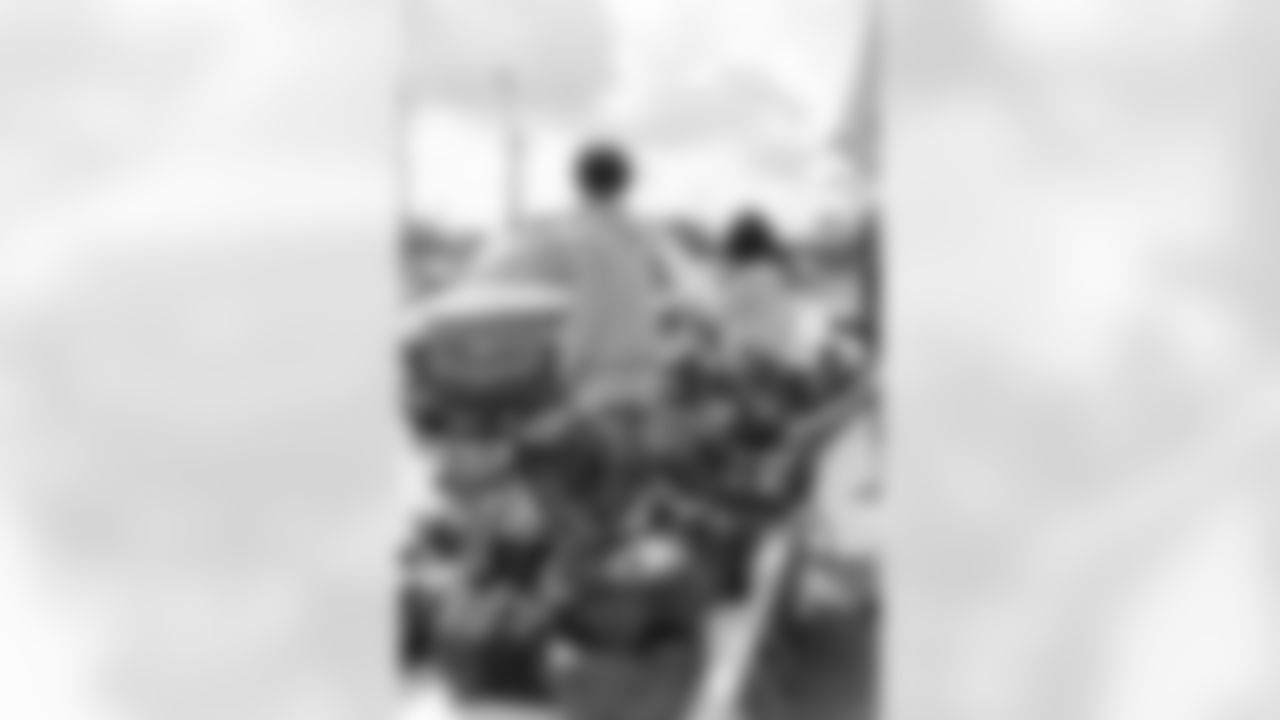 Chris Olave and The Olave Family Foundation volunteered with Lighthouse Nola and Second Harvest Food Bank for their Thanksgiving turkey drive through on Nov. 25, 2025.