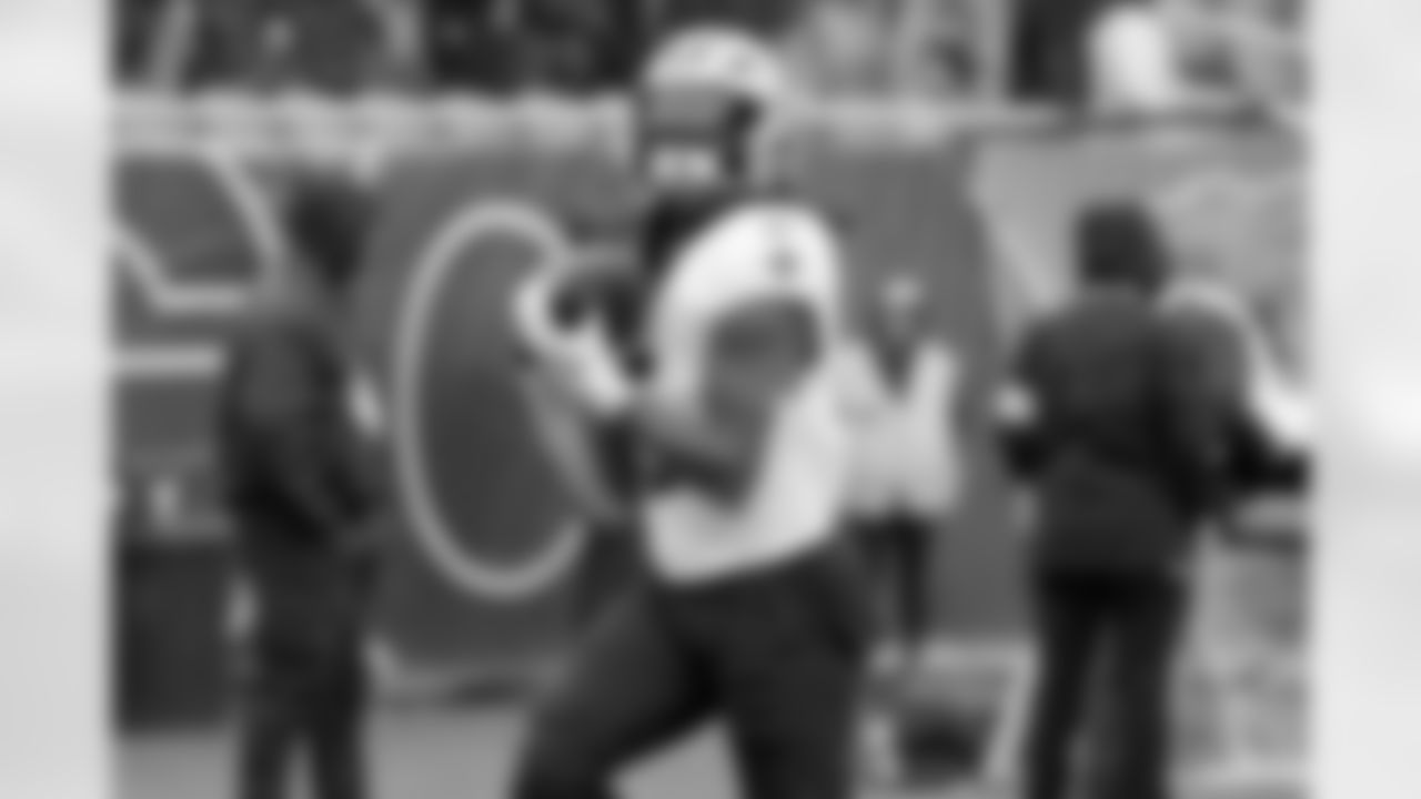 Check out the pregame photos from the New Orleans Saints game against the Chicago Bears for Week 7 of the 2025 NFL season on Oct. 19, 2025 at Soldier Field.