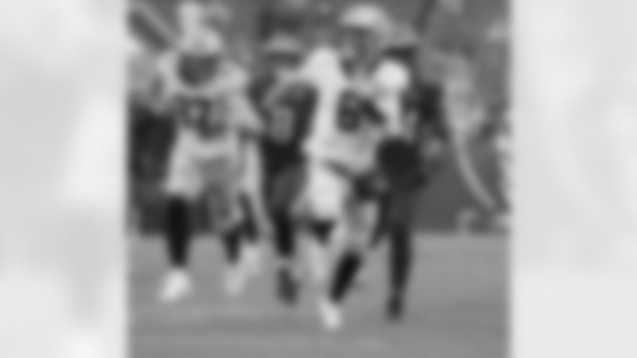 Check out the best photos of the New Orleans offense in their game against the Tampa Bay Buccaneers for Week 14 of the 2025 NFL season on Dec. 7, 2025 at Raymond James Stadium.