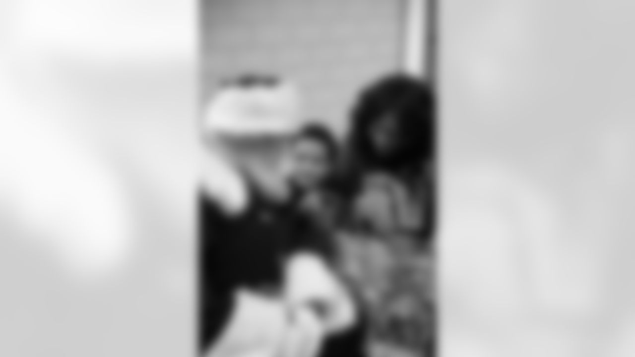 New Orleans Saints linebacker Demario Davis and his wife Tamela, through their Devoted Dreamers Foundation, teamed up with the Beignet Fest Foundation to gift holiday presents to 50 kids from Camp Benny on Wednesday, Dec. 10, 2025.