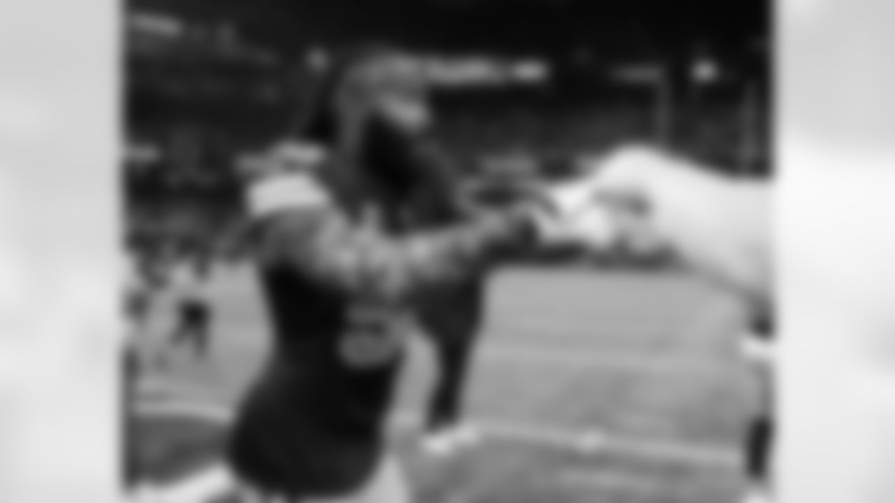 Check out the pregame warm-ups from the New Orleans Saints game against the Carolina Panthers in Week 14 of the 2023 NFL season.