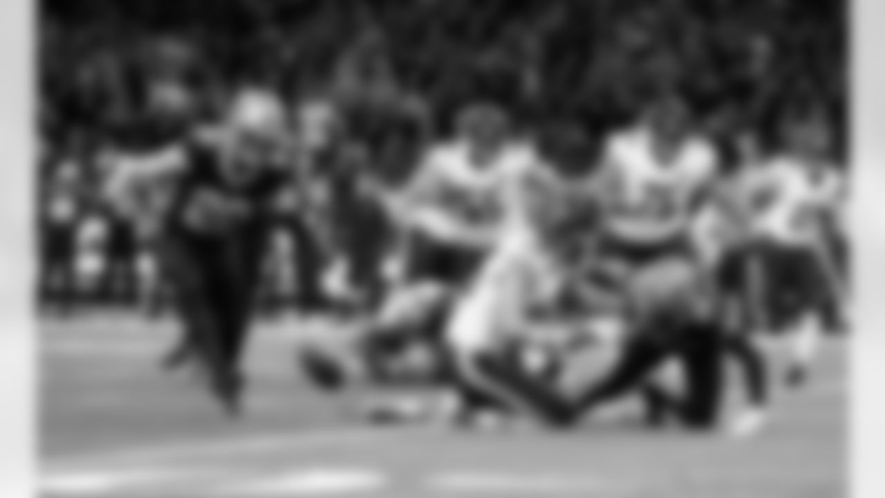 Check out the game action shots from the New Orleans Saints game against the Chicago Bears in Week 9 of the 2023 NFL season.