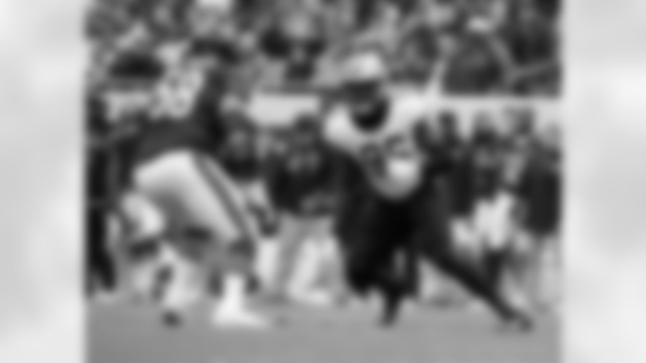 Check out the game action photos from the New Orleans Saints game against the Chicago Bears for Week 7 of the 2025 NFL season on Oct. 19, 2025 at Soldier Field.