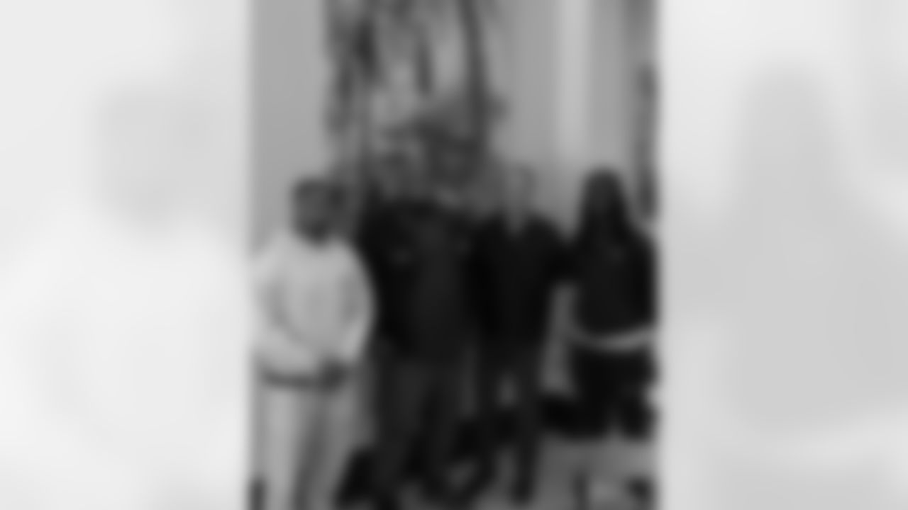 New Orleans Saints welcomed the Paris Musketeers to New Orleans as the group participated in a guided walking tour and meeting with the French Consulate on November 20, 2025.