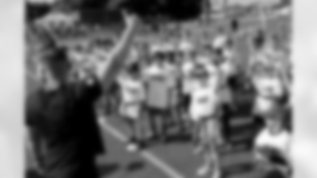 New Orleans Saints linebacker Demario Davis joined young athletes for a Play Football Experience and Flag Football clinic in Paris, France on Saturday, July 12, 2025.