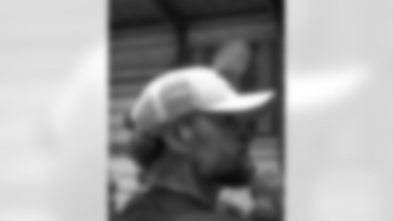 New Orleans Saints and Verizon hosted an MVP community workout with Saints legends Devery Henderson, Garrett Hartley, and Michael Lewis at the Ochsner Sports Performance Center on Wednesday, Nov. 19, 2025.