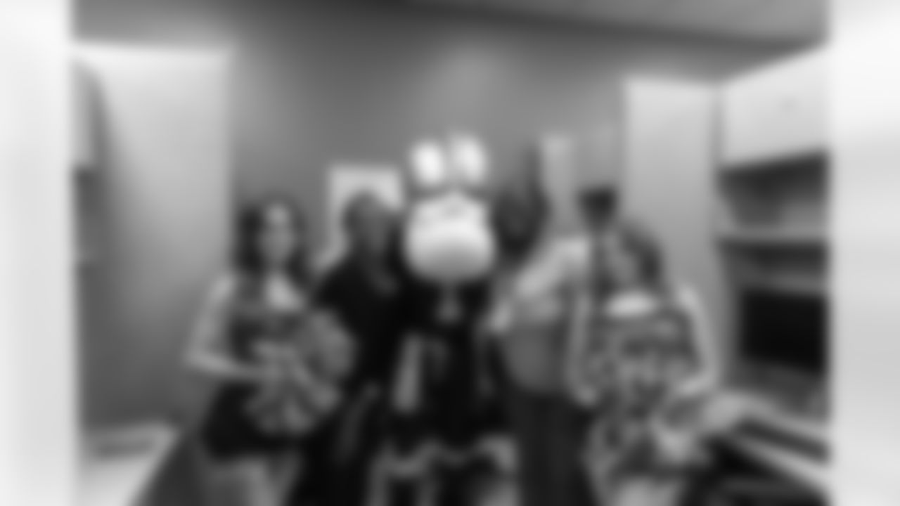 The New Orleans Saints and Ochsner hosted a blood drive at Ochsner Health Center - Lapalco on Wednesday, October 8, 2025, with members of the Saints Cheer Krewe and Sir Saint making an appearance.