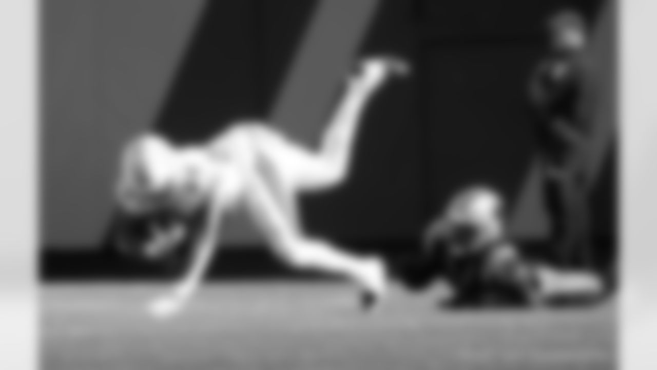 Check out the game action photos from the New Orleans Saints game against the Carolina Panthers for Week 10 of the 2025 NFL season on Nov. 9, 2025 at Bank of America Stadium.