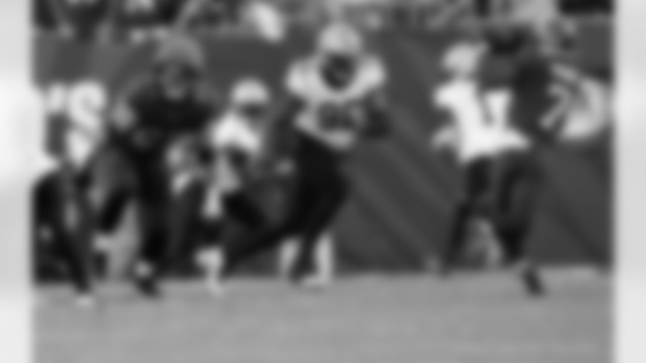 DE Carl Granderson (96) in action during the New Orleans Saints game against the Tampa Bay Buccaneers for Week 18 of the 2024 NFL Season on Jan. 5, 2025 at Raymond James Stadium.