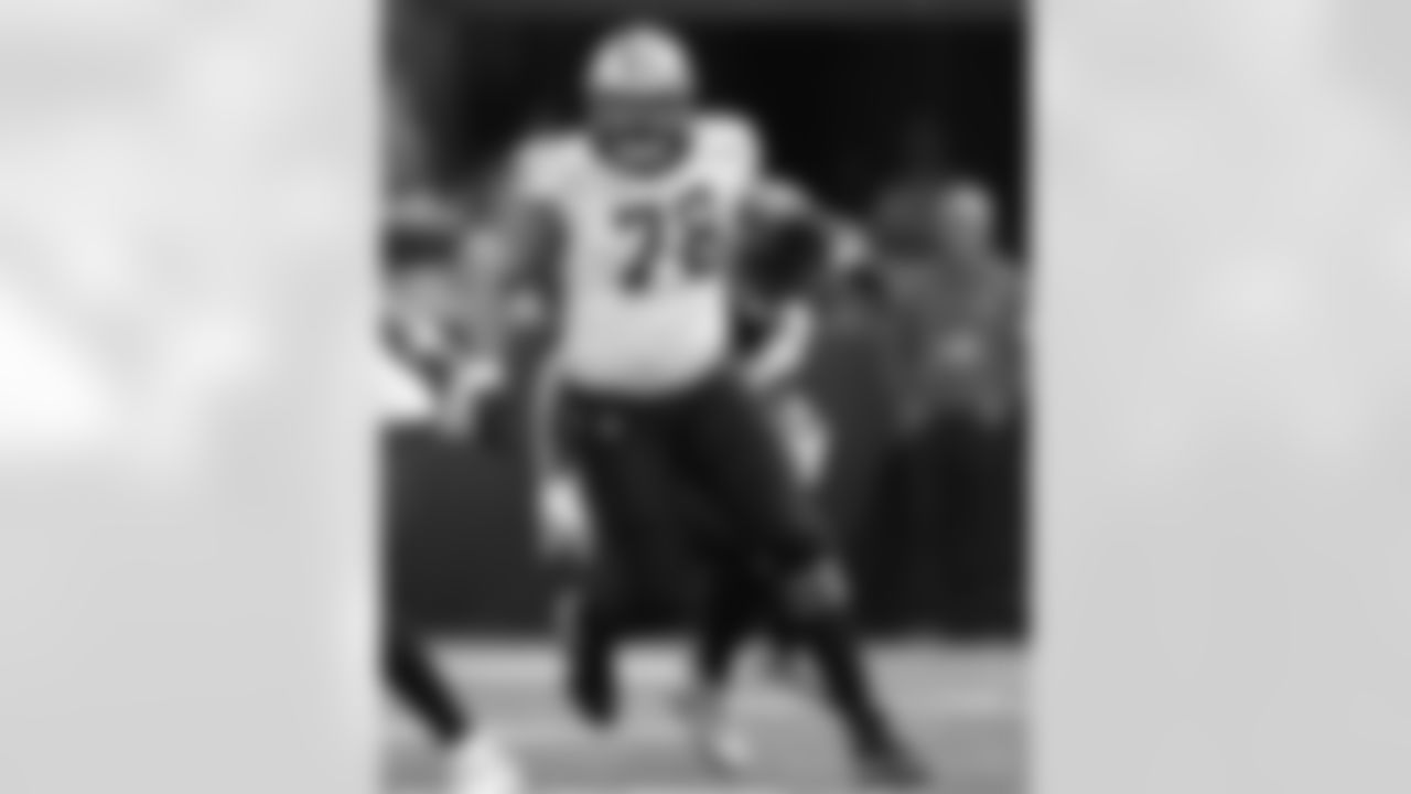 Check out the game action shots from the New Orleans Saints game against the Minnesota Vikings in Week 10 of the 2023 NFL season.