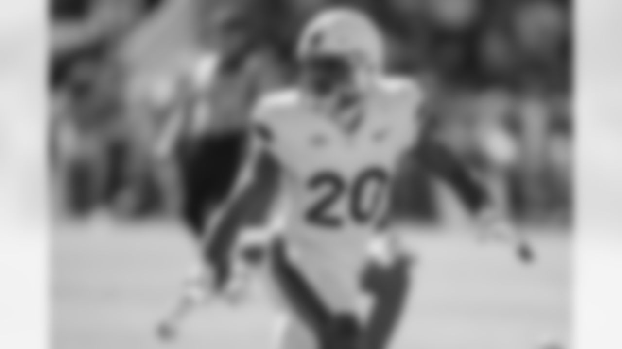 Check out photos of New Orleans Saints 3rd round draft pick Jonas Sanker, safety from Virginia, drafted 93rd overall in the 2025 NFL Draft.