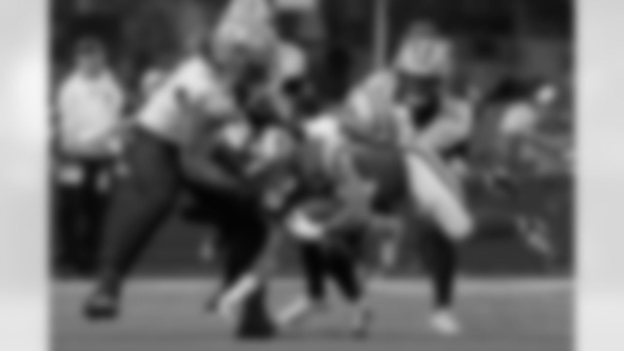 Check out the game action photos from the New Orleans Saints game against the Los Angeles Rams for Week 9 of the 2025 NFL season on Nov. 2, 2025 at SoFi Stadium.