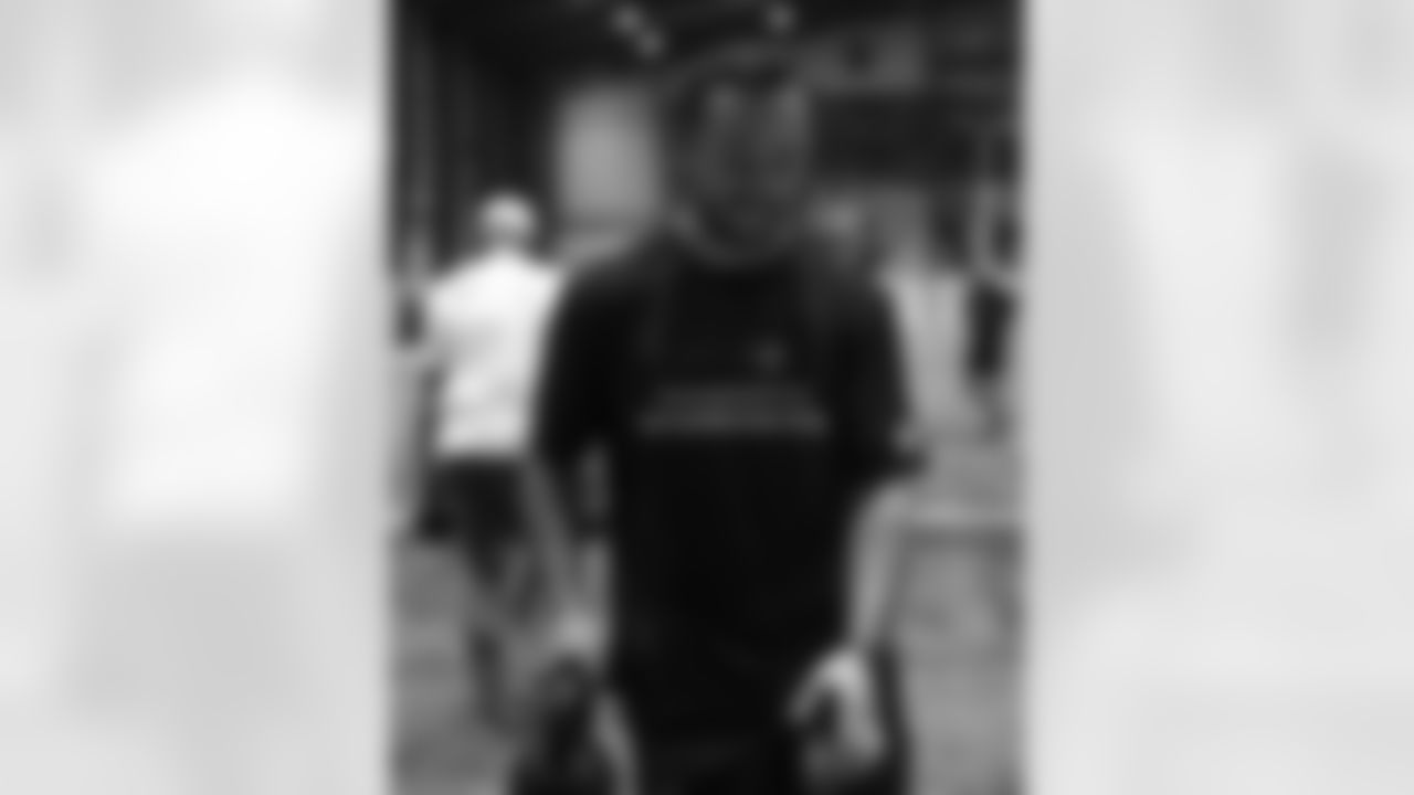 New Orleans Saints and Verizon hosted an MVP community workout with Saints legends Devery Henderson, Garrett Hartley, and Michael Lewis at the Ochsner Sports Performance Center on Wednesday, Nov. 19, 2025.