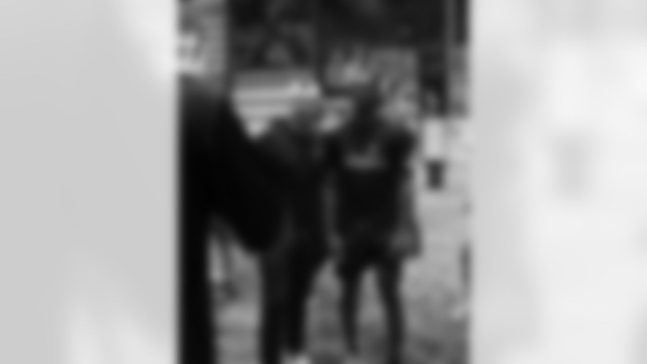 New Orleans Saints and Verizon hosted an MVP community workout with Saints legends Devery Henderson, Garrett Hartley, and Michael Lewis at the Ochsner Sports Performance Center on Wednesday, Nov. 19, 2025.