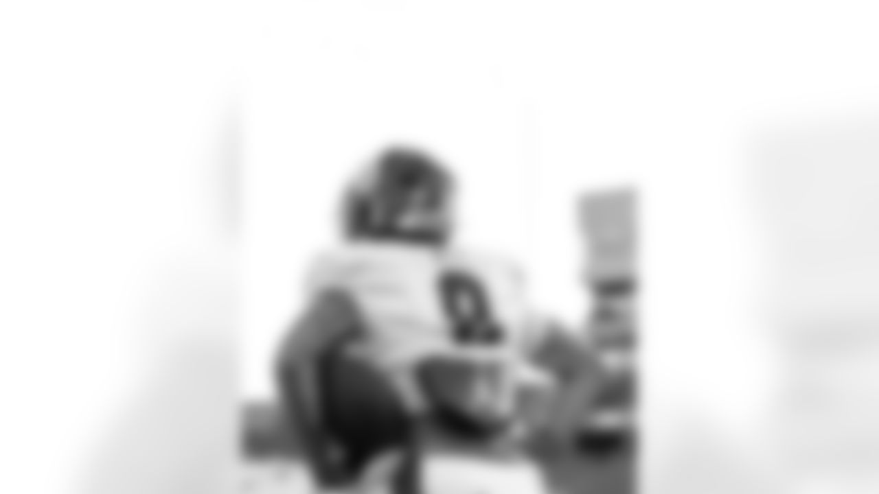 Check out photos from Day 3 of practices at the 2026 Panini Senior Bowl in Mobile, Ala. on Thursday, Jan. 30, featuring top NFL Draft prospects. Associate Head Coach and Running Backs Coach Joel Thomas, Quarterbacks Coach Scott Tolzien, Linebackers Coach Peter Sirmon, Assistant Special Teams Coach Kyle Wilber, Assistant Defensive Backs Coach Robert Blanton, and Assistant to the Head Coach Mike Martinez continue working with players.