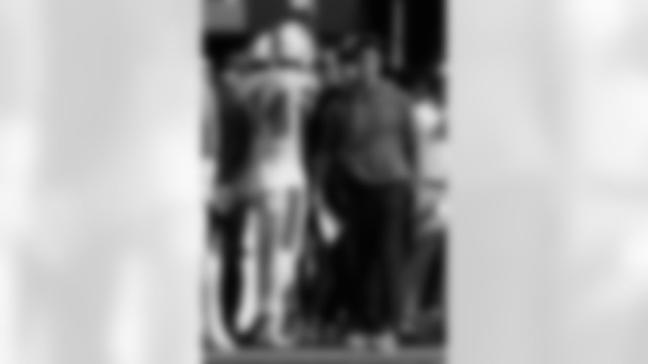 Check out the game action photos from the New Orleans Saints game against the Carolina Panthers for Week 10 of the 2025 NFL season on Nov. 9, 2025 at Bank of America Stadium.