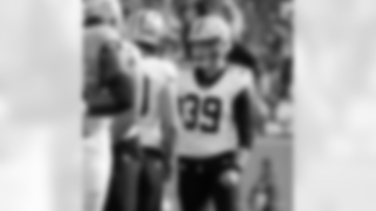 Check out the game action photos from the New Orleans Saints game against the Tennessee Titans for Week 17 of the 2025 NFL season on Dec. 28, 2025 at Nissan Stadium.