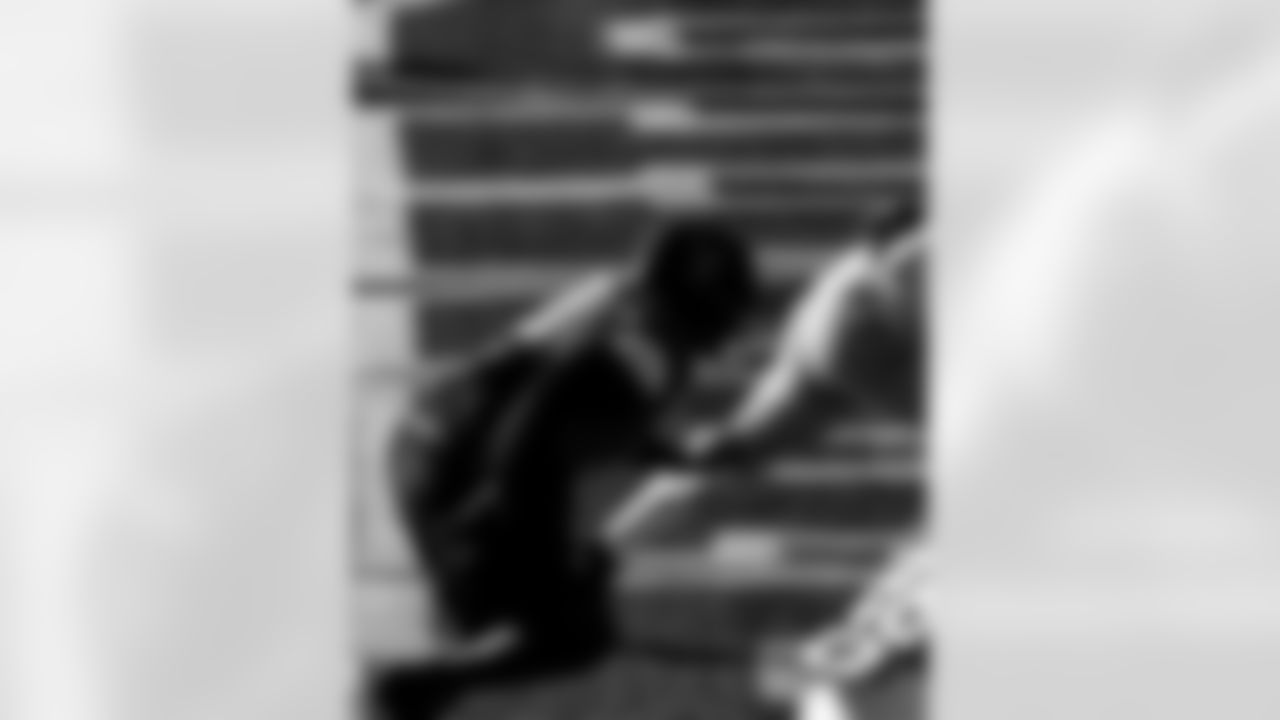 Check out photos from Day 1 of practices at the 2026 Panini Senior Bowl in Mobile, Ala. on Tuesday, Jan. 27, featuring top NFL Draft prospects and Saints personnel including Associate Head Coach and Running Backs Coach Joel Thomas, Quarterbacks Coach Scott Tolzien, Assistant Special Teams Coach Kyle Wilber, Assistant Defensive Backs Coach Robert Blanton, and Assistant to the Head Coach Mike Martinez working with players.