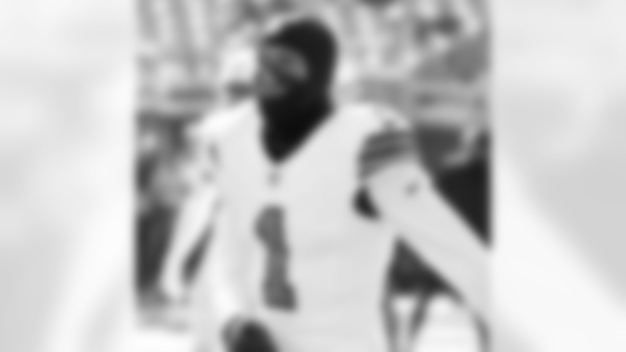 Check out the pregame photos from the New Orleans Saints game against the Carolina Panthers for Week 10 of the 2025 NFL season on Nov. 9, 2025 at Bank of America Stadium.