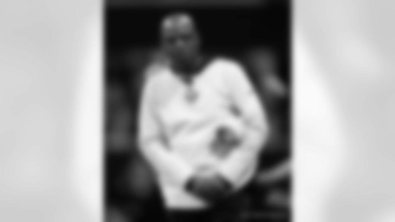 Check out the game action photos from the New Orleans Saints game against the Atlanta Falcons for Week 18 of the 2025 NFL season on Jan. 4, 2026 at Mercedes-Benz Stadium.