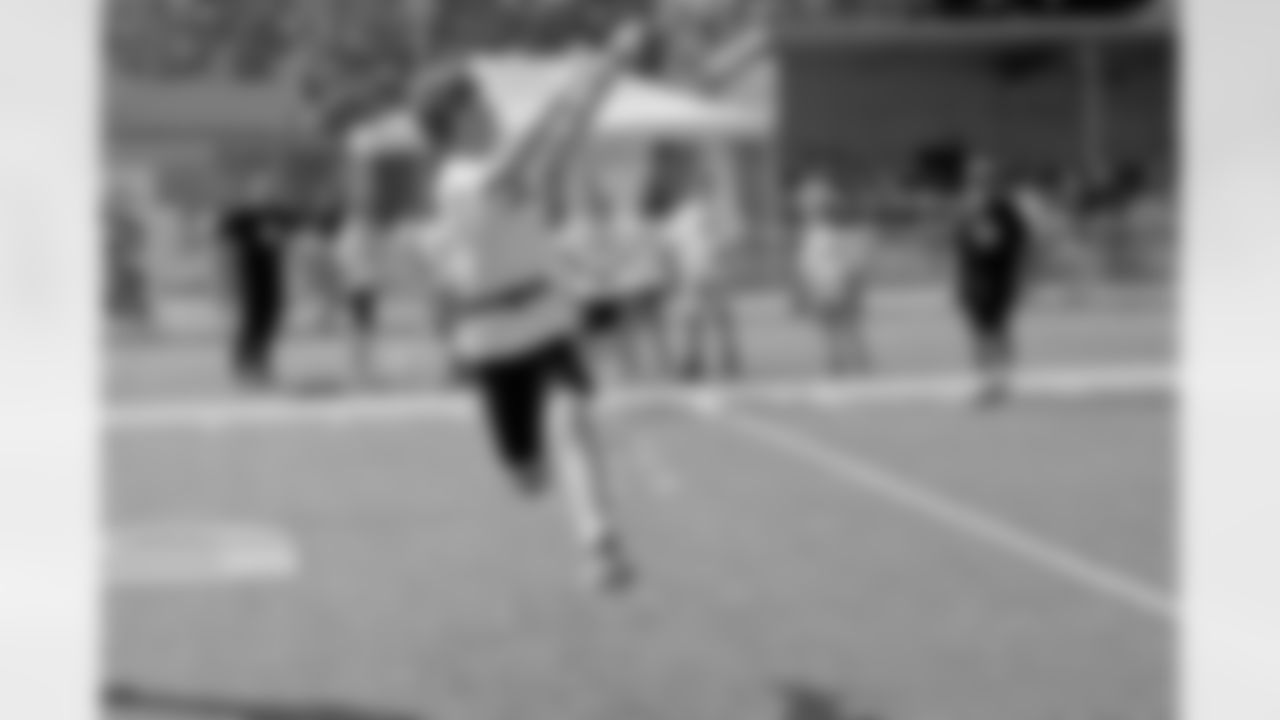 New Orleans Saints linebacker Demario Davis joined young athletes for a Play Football Experience and Flag Football clinic in Paris, France on Saturday, July 12, 2025.