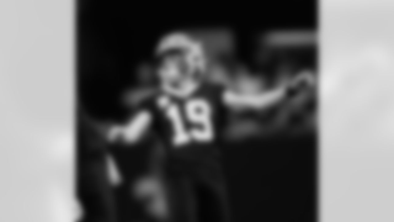 Check out the game action photos from the New Orleans Saints game against the New York Giants for Week 5 of the 2025 NFL season on Oct. 5, 2025 at Caesars Superdome.