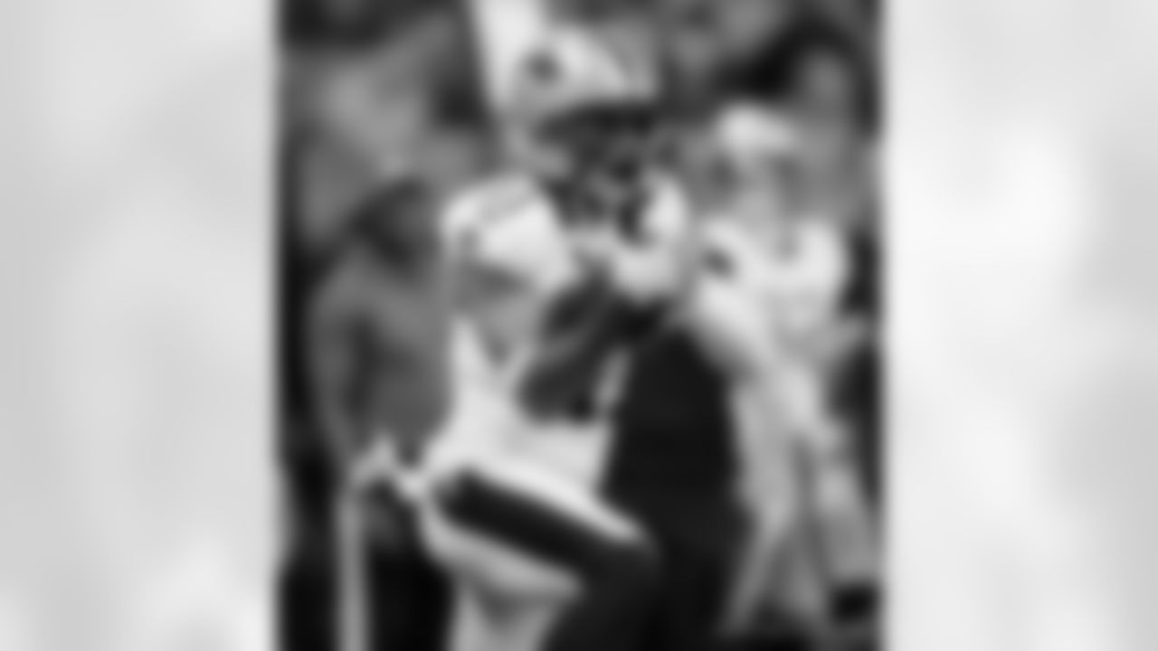 Check out the game action photos from the New Orleans Saints game against the Atlanta Falcons for Week 18 of the 2025 NFL season on Jan. 4, 2026 at Mercedes-Benz Stadium.