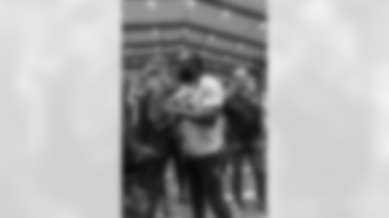 New Orleans Saints head coach Kellen Moore and Saints players welcomed the Paris Musketeers to the Ochsner Sports Performance Center on Saturday, November 22, 2025.